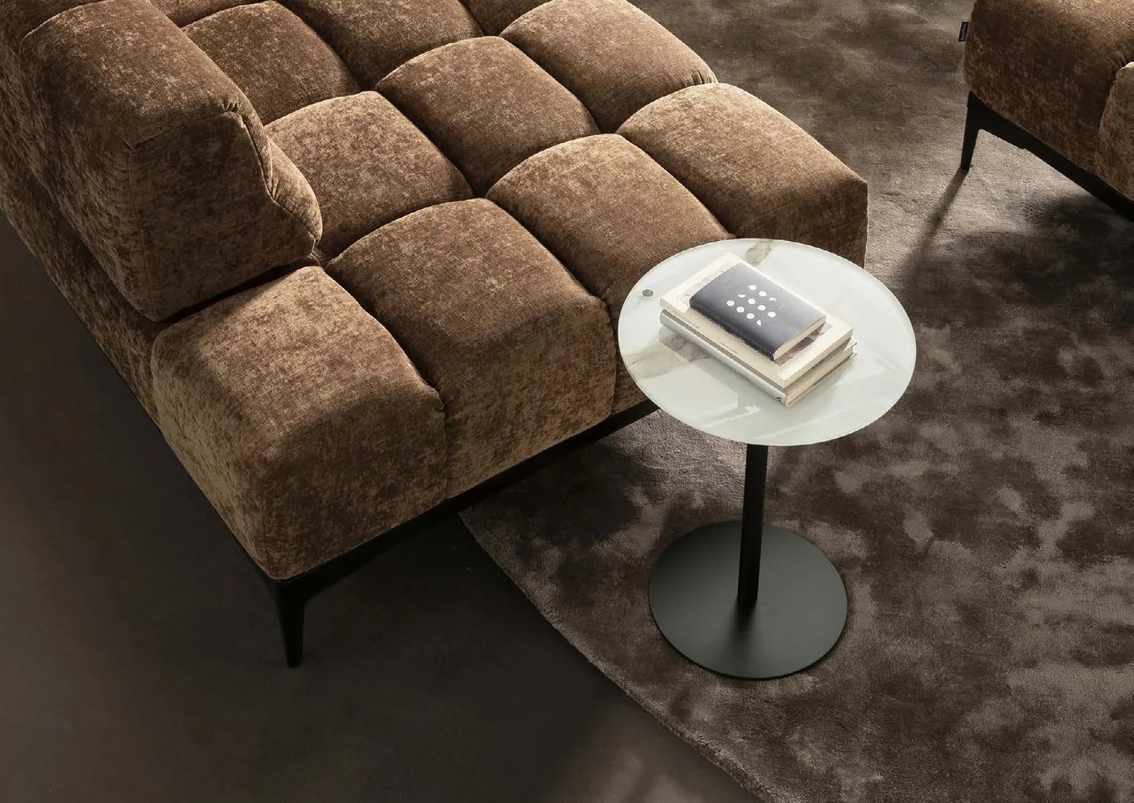 Center Leg by designwerk