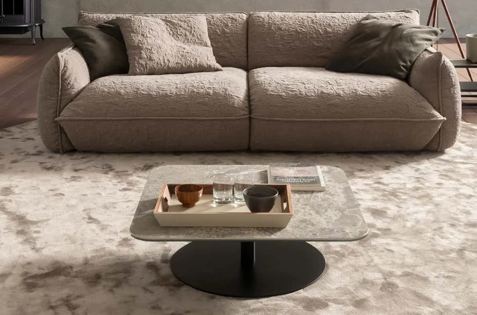 Center Leg by designwerk, impression 2