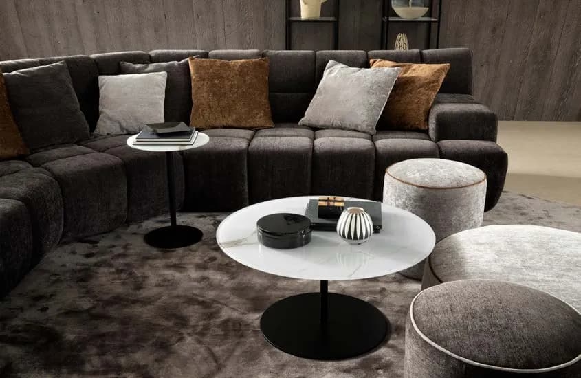 Center Leg by designwerk, impression 4